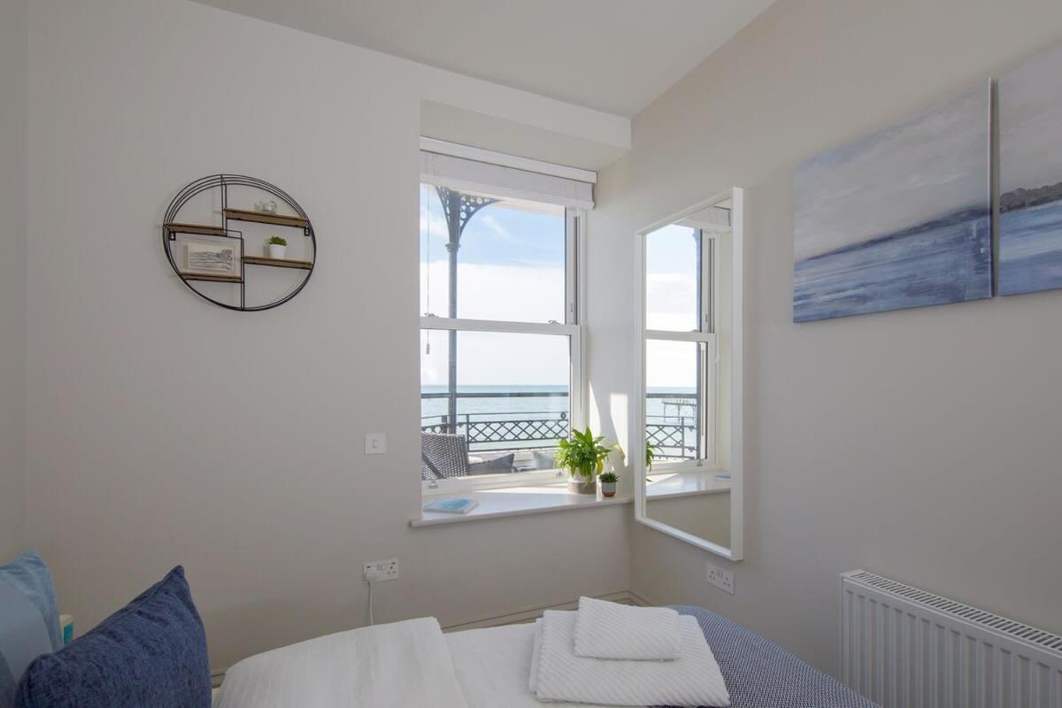 Panoramic Sea Views In Beachfront Apt W Balcony 보그너레지스 외부 사진