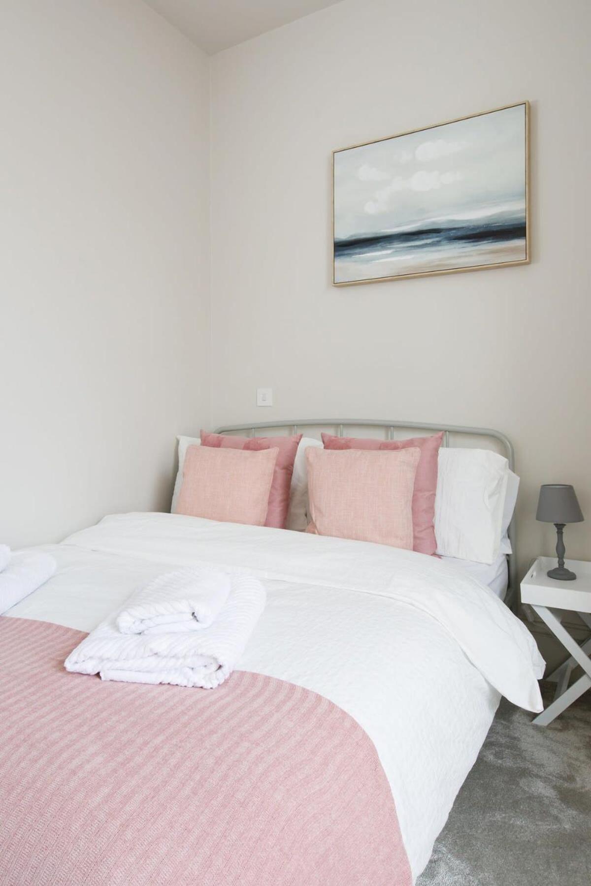 Panoramic Sea Views In Beachfront Apt W Balcony 보그너레지스 외부 사진
